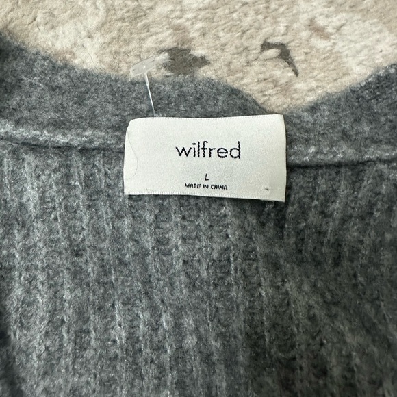 Aritzia Wilfred Cardigan Size Large - Gray - Picture 3 of 3